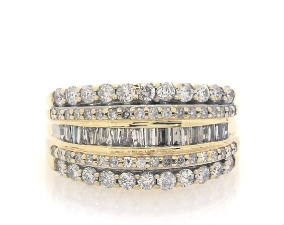 Previously Owned Diamond Ring 1 ct tw Round & Baguette 10K Yellow Gold Size 10
