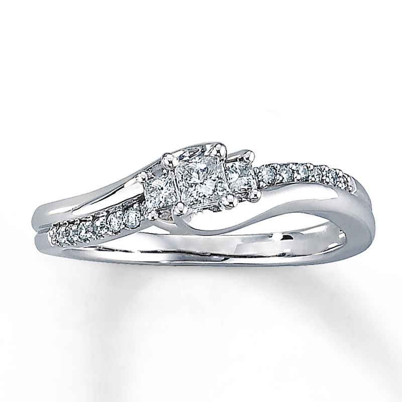 Main Image 1 of Previously Owned 3-Stone Engagement Ring 1/3 ct tw Round-cut Diamonds 10K White Gold Size 9.75