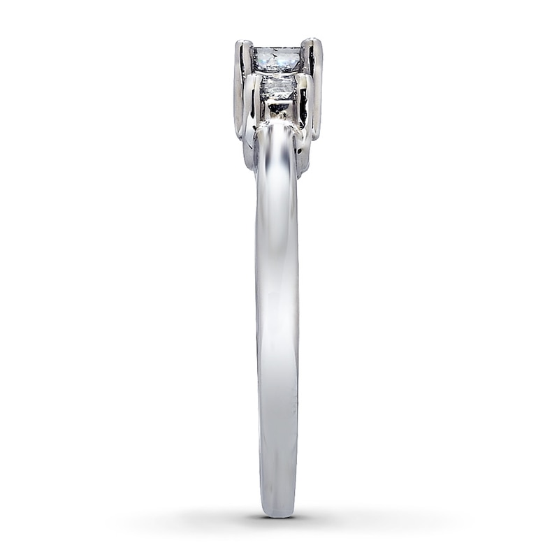 Main Image 3 of Previously Owned 3-Stone Diamond Engagement Ring 1/2 ct tw Princess-cut 14K White Gold Size 4