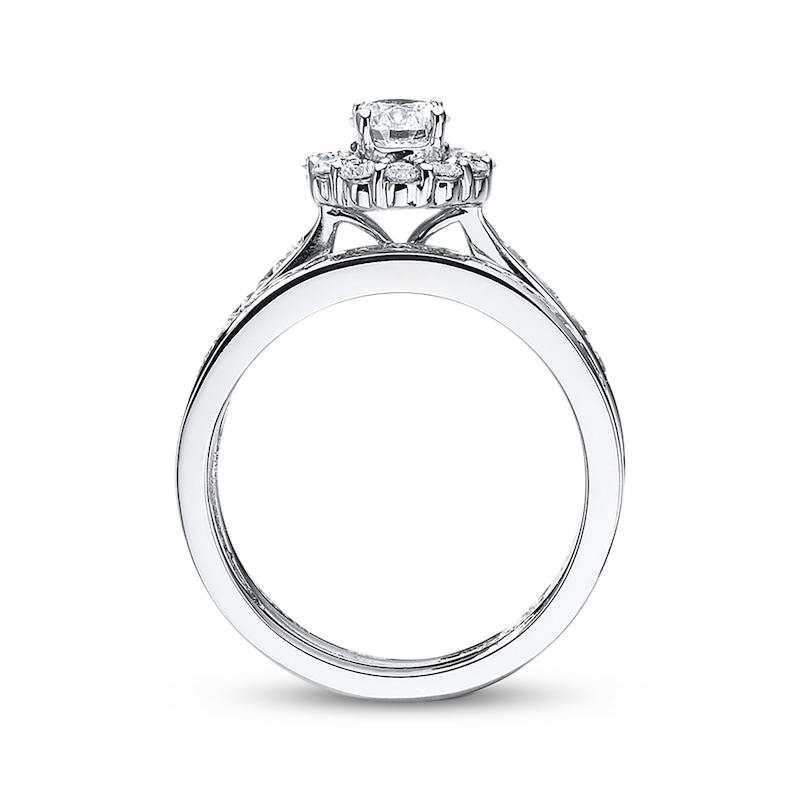 Main Image 3 of Previously Owned THE LEO Diamond Bridal Set 1-1/8 ct tw Round-Cut 14K White Gold - Size 4.25