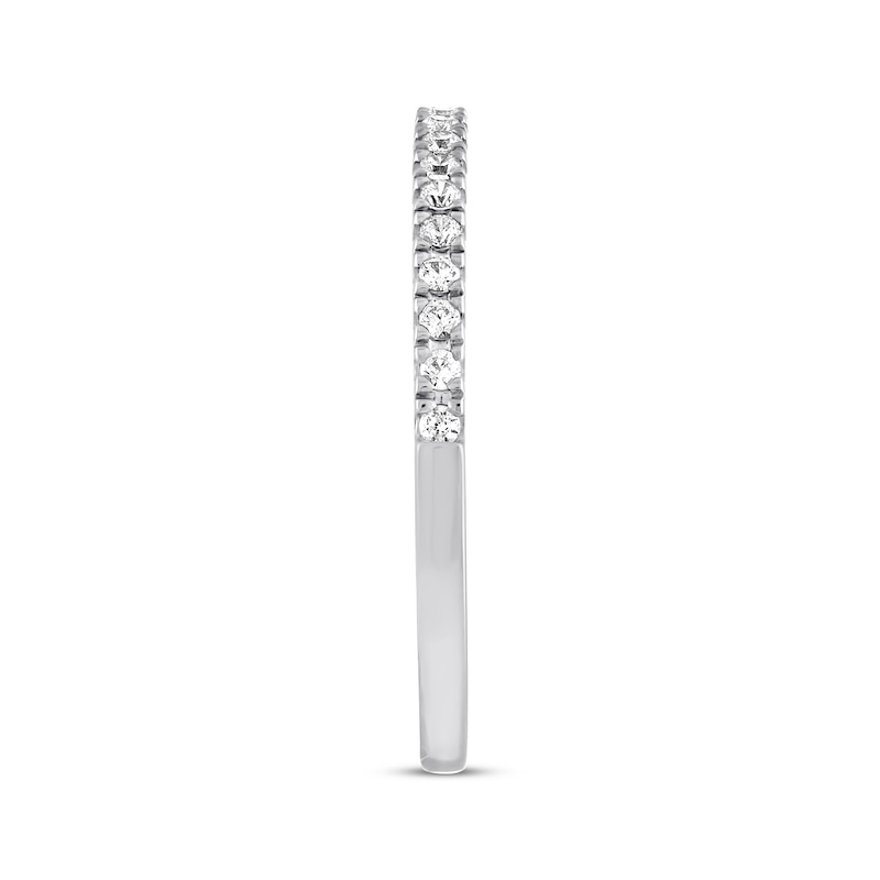 Main Image 2 of Previously Owned Diamond Wedding Band 1/5 ct tw Round-cut 14K White Gold