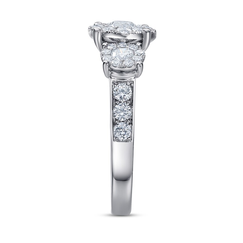 Main Image 2 of Previously Owned Diamond Engagement Ring 1-1/2 ct tw Round-Cut 14K White Gold