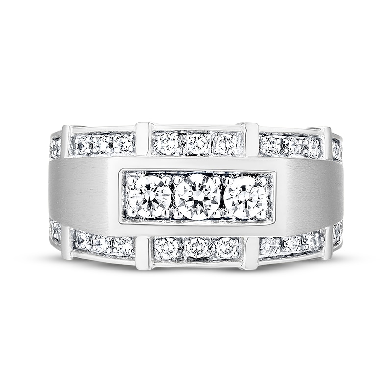 Main Image 4 of Previously Owned Men's Wedding Band 1 ct tw Diamonds 14K White Gold