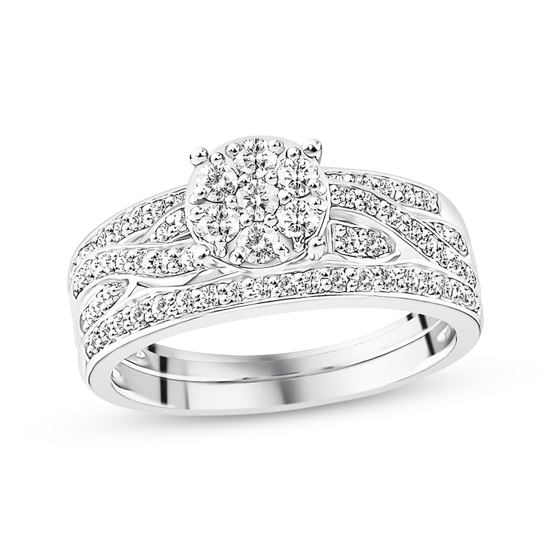 Main Image 1 of Previously Owned Diamond Bridal Set 5/8 ct tw Round-cut 10K White Gold