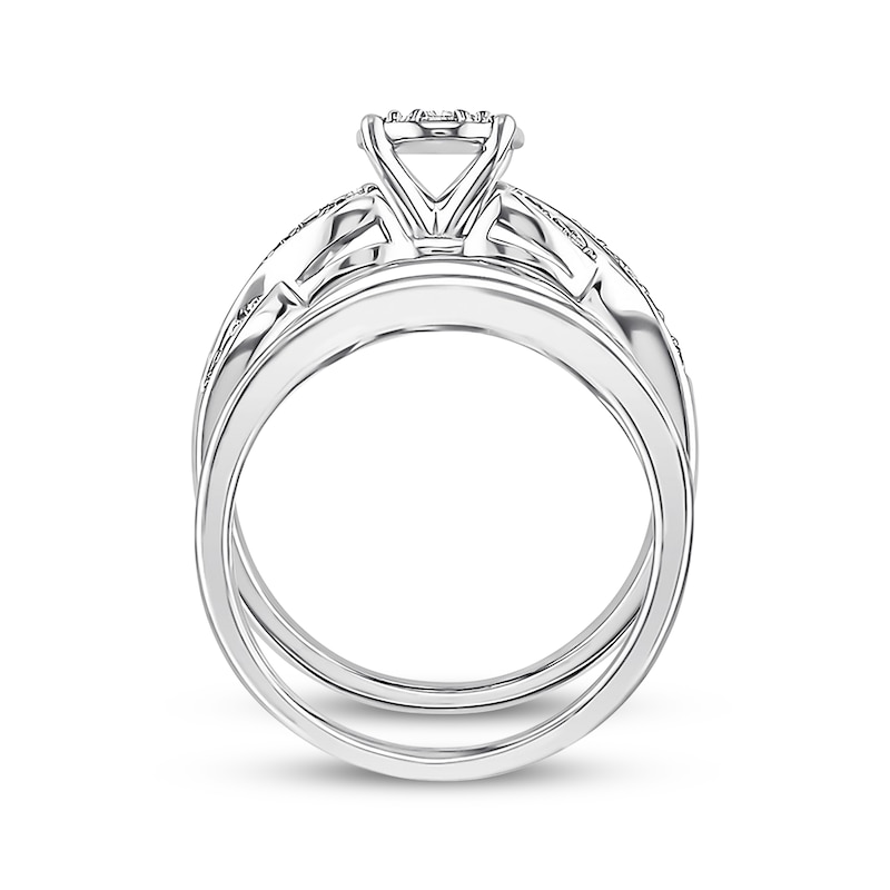 Main Image 3 of Previously Owned Diamond Bridal Set 5/8 ct tw Round-cut 10K White Gold
