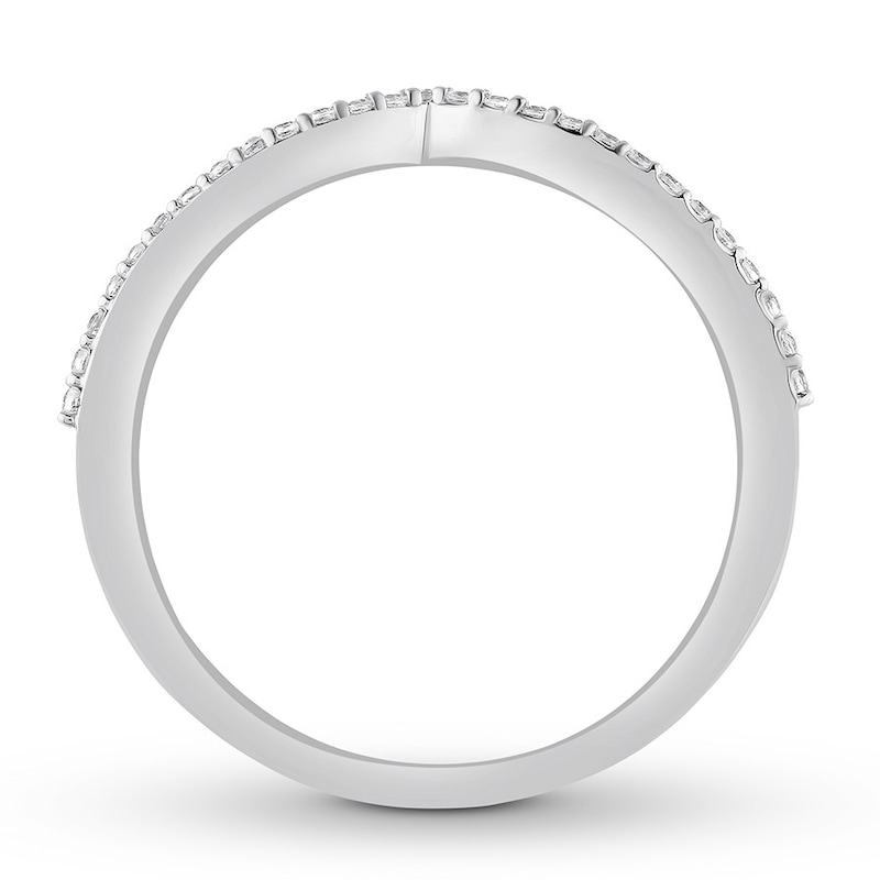 Main Image 2 of Previously Owned Diamond Wedding Band 1/6 ct tw Round-cut 14K White Gold