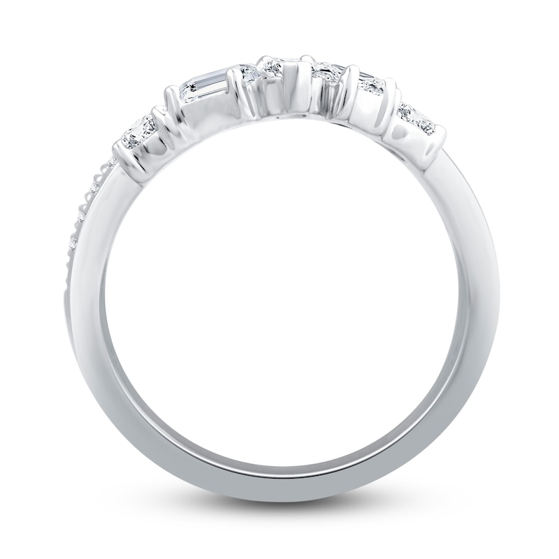 Main Image 3 of Previously Owned Diamond Ring 1 ct tw 10K White Gold