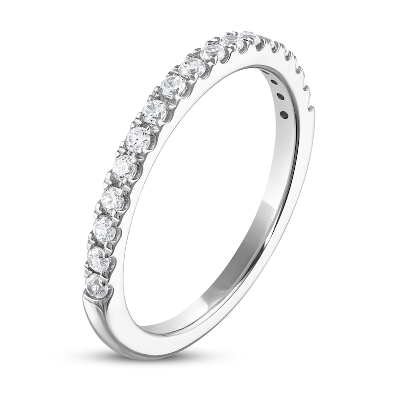 Main Image 2 of Previously Owned Diamond Wedding Band 1/4 ct tw 14K White Gold