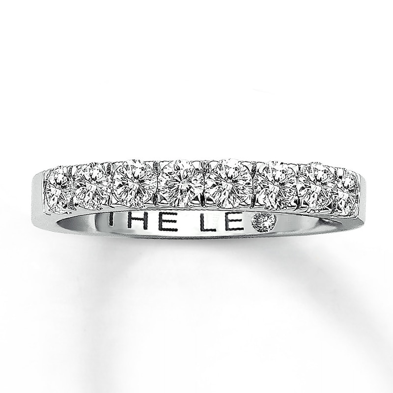 Main Image 1 of Previously Owned Leo Diamond Band 3/4 ct tw 14K White Gold