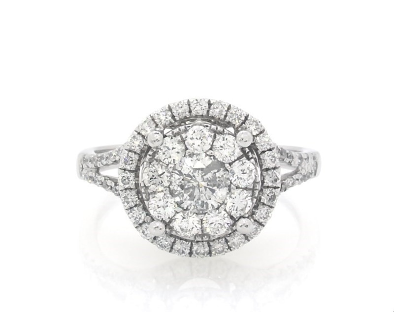 Main Image 1 of Previously Owned Diamond Engagement Ring 7/8 ct tw Round-cut 14K White Gold Size 4