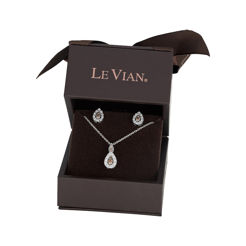 Previously Owned Le Vian Diamond Boxed Set 3/8 ct tw 14K Vanilla Gold 18"