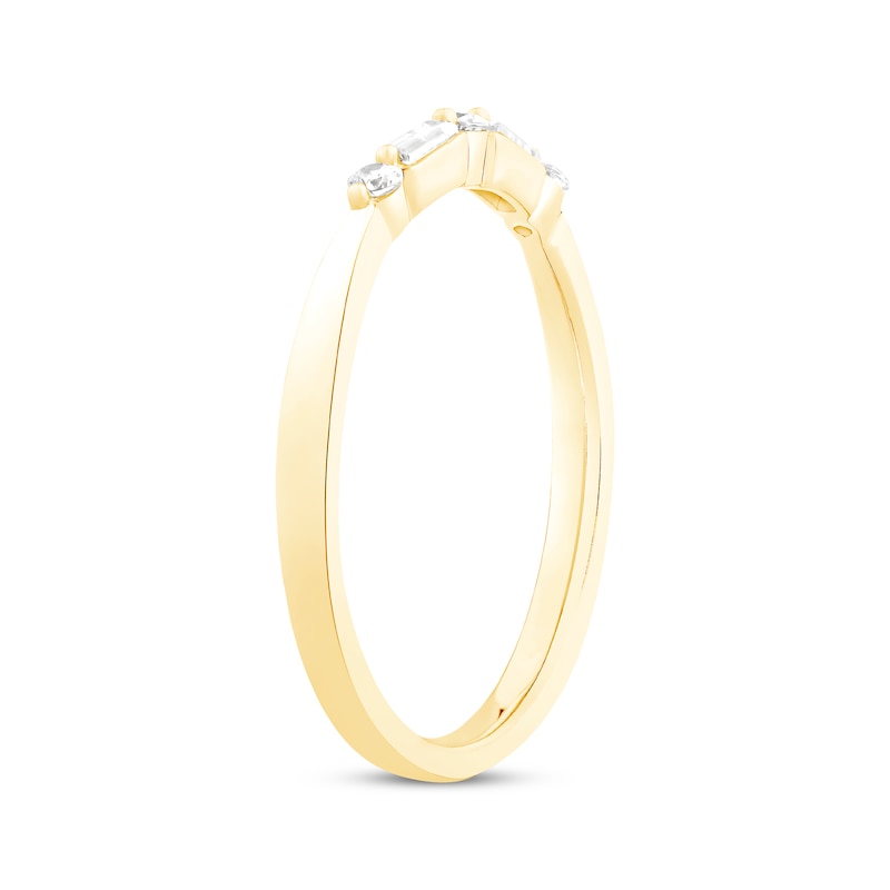 Main Image 2 of Previously Owned Diamond Anniversary Ring 1/5 ct tw Round & Baguette-cut 14K Yellow Gold