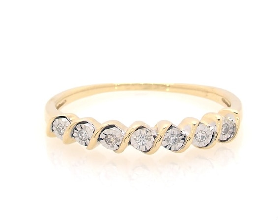 Previously Owned Diamond Anniversary Ring 1/10 ct tw Round-Cut 10K Yellow Gold