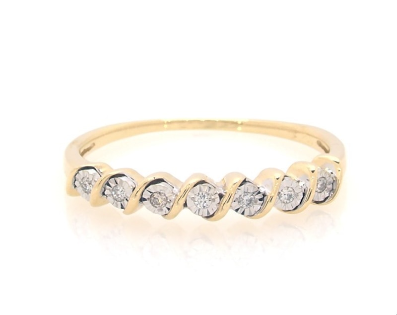 Main Image 1 of Previously Owned Diamond Anniversary Ring 1/10 ct tw Round-Cut 10K Yellow Gold