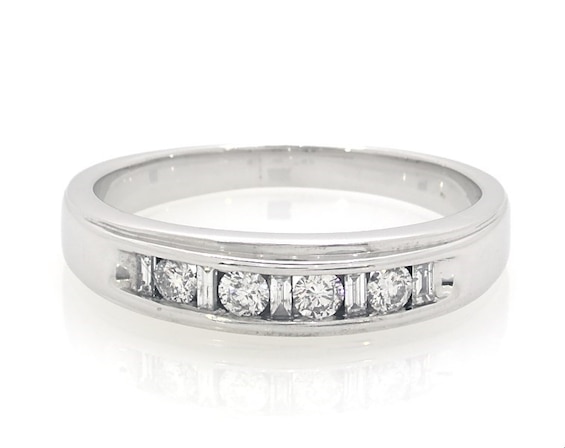 Previously Owned Men's Diamond Wedding Band 3/8 ct tw 10K White Gold