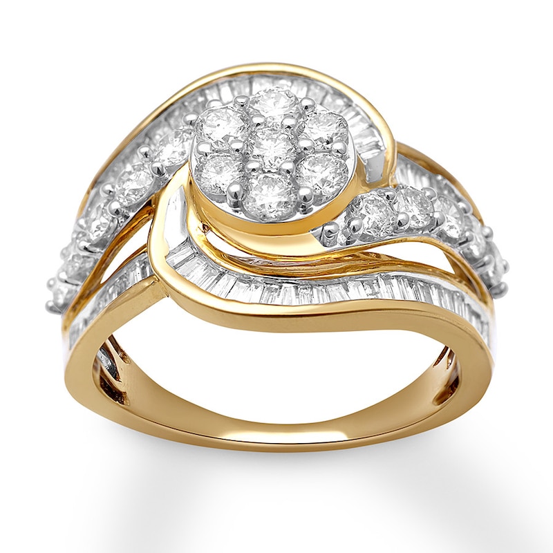 Main Image 1 of Previously Owned Diamond Cluster Ring 1 1/2 ct tw Round/Baguette 10K Yellow Gold