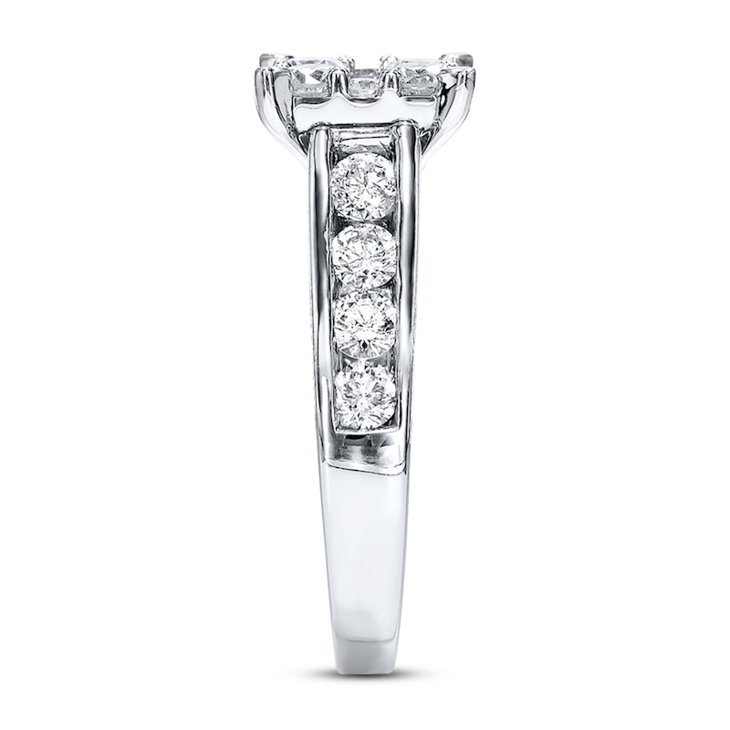 Main Image 3 of Previously Owned Diamond Engagement Ring 2 ct tw Round-cut 14K White Gold