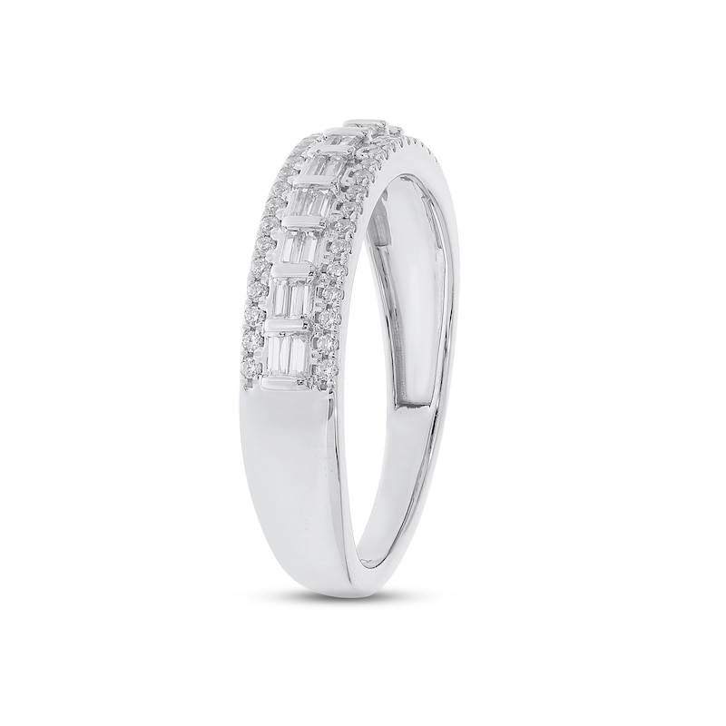 Main Image 2 of Previously Owned Diamond Ring 1/3 ct tw Baguette & Round-cut 10K White Gold