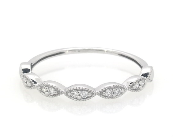 Previously Owned Lab-Grown Diamonds Vintage-Inspired Anniversary Ring 1/15 ct tw 10K White Gold