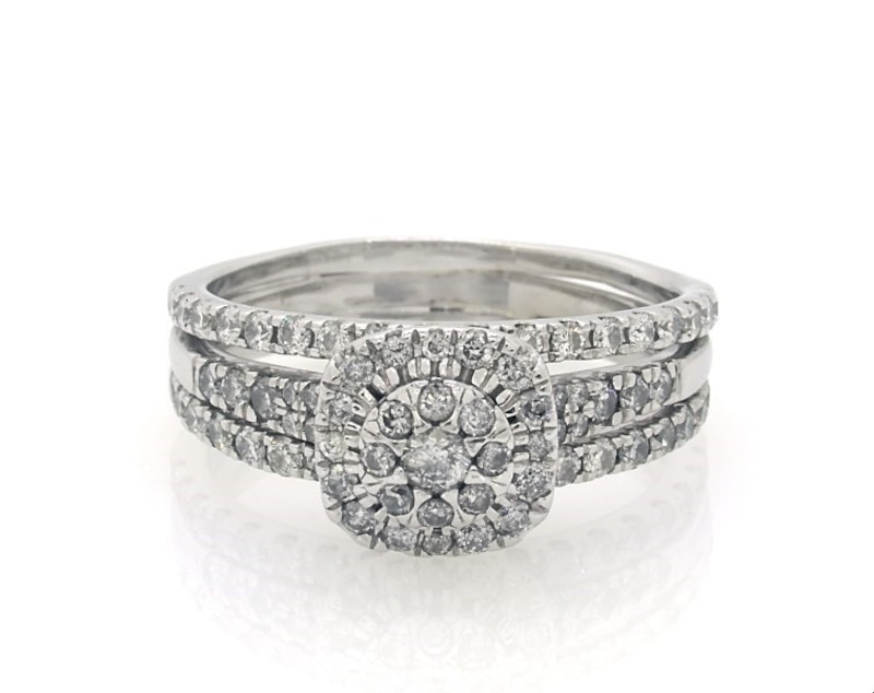 Main Image 1 of Previously Owned Multi-Diamond Center Bridal Set 1 1/4 ct tw 14K & 10K White Gold Size 9.75