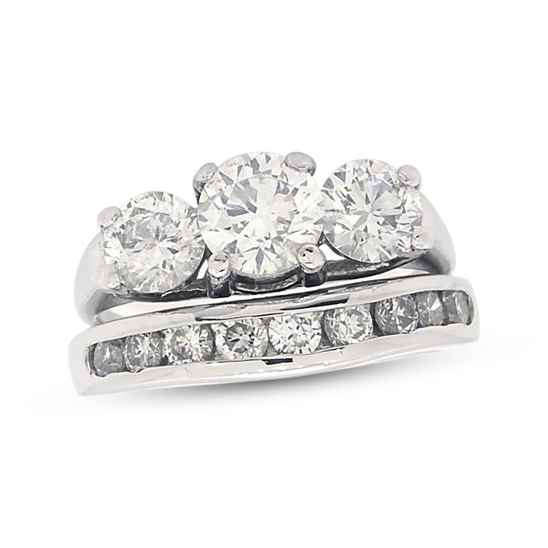 Main Image 1 of Previously Owned Round-Cut Diamond Soldered Bridal Set 2 ct tw 14K White Gold Size 4.75