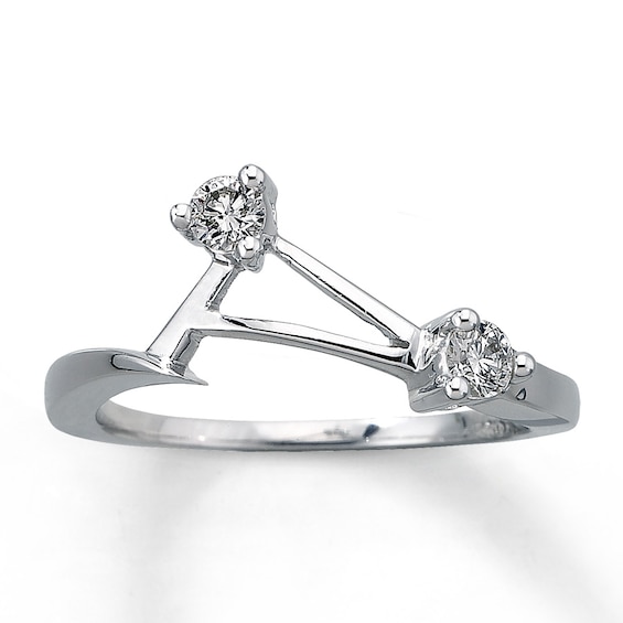 Previously Owned Diamond Wedding Band 1/5 ct tw Round-cut 14K White Gold