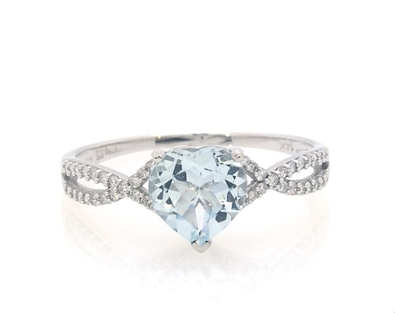 Previously Owned Heart-cut Aquamarine Engagement Ring 1/5 ct tw Diamonds 14K White Gold Size 9