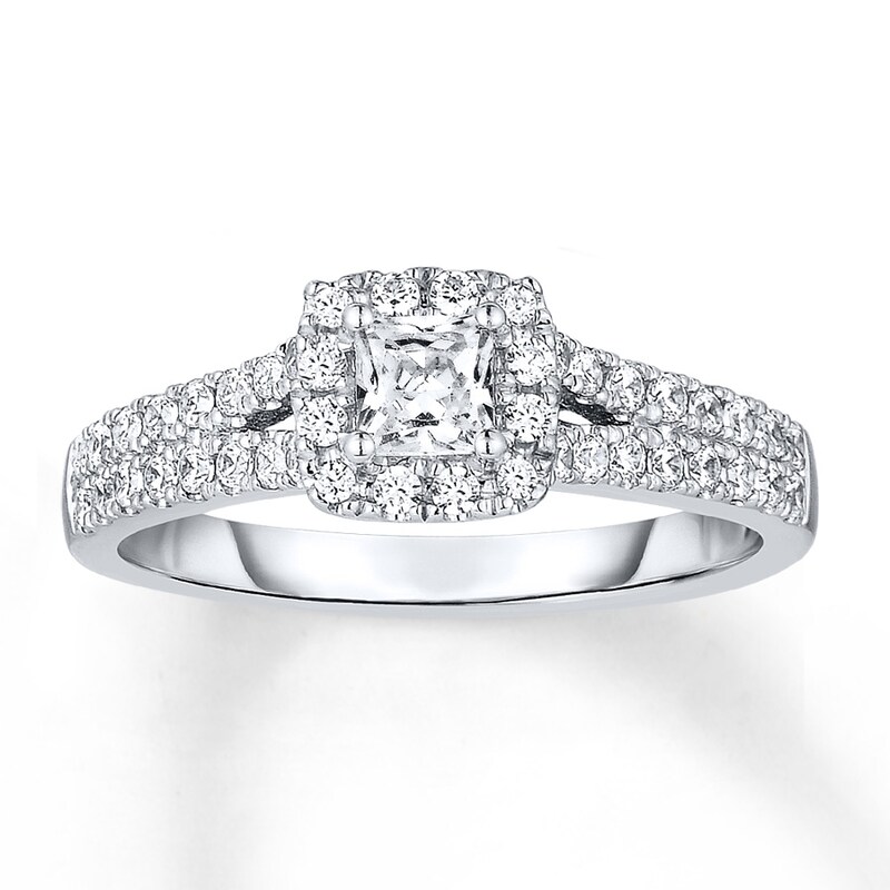 Main Image 1 of Previously Owned Diamond Engagement Ring 1 Carat tw 14K White Gold