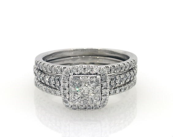 Previously Owned Multi-Diamond Cushion Halo Bridal Set 1 ct tw 10K White Gold Size 7.5