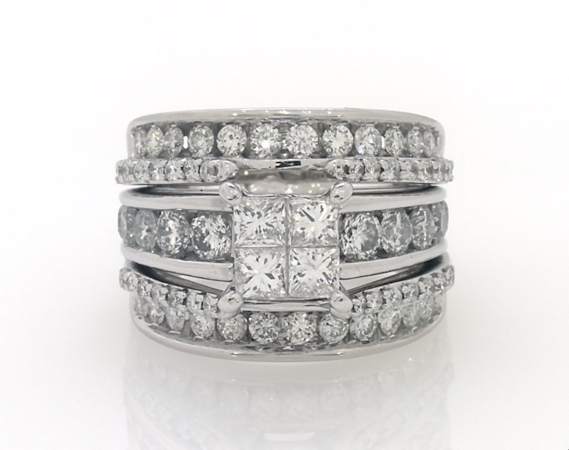 Main Image 1 of Previously Owned Princess-Cut Quad Diamond Bridal Set 2-5/8 ct tw 14K White Gold Size 6.5