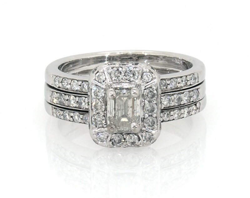 Main Image 1 of Previously Owned Emerald-Cut Diamond Bridal Set 1-1/4 ct tw 14K White Gold Size 4.5