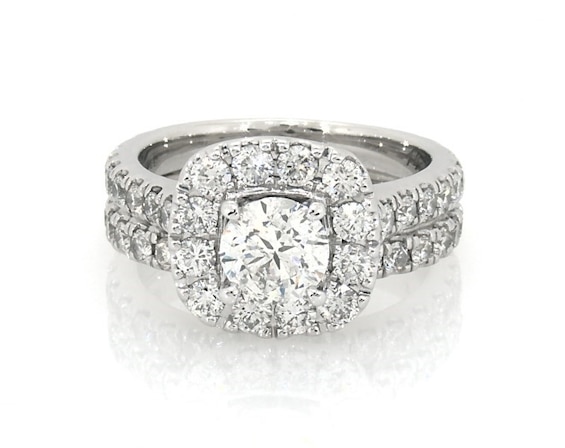 Previously Owned Neil Lane Round-Cut Diamond Halo Bridal Set 1-7/8 ct tw 14K White Gold 4