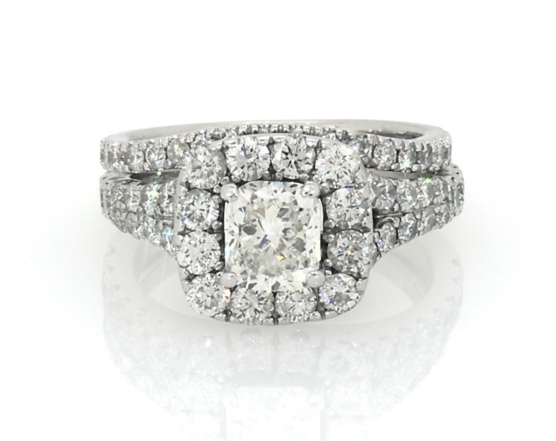 Previously Owned Neil Lane Cushion-Cut Diamond Halo Bridal Set 2-3