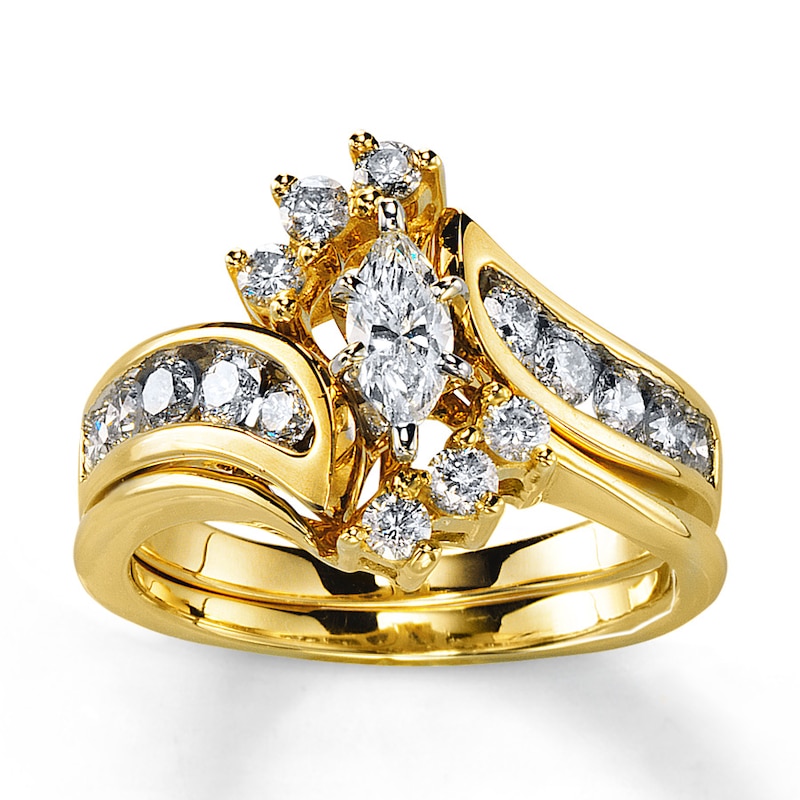 Main Image 1 of Previously Owned Marquise-Cut Diamond Bridal Set 1 ct tw 14K Yellow Gold Size 5.25