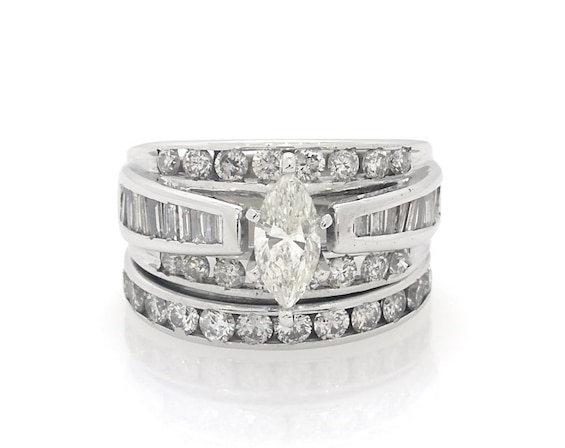 Previously Owned Marquise-Cut Diamond Bridal Set 2 ct tw 14K White Gold Size