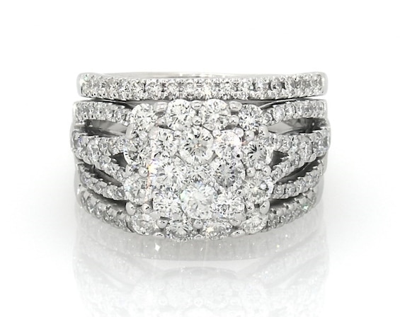 Previously Owned Multi-Diamond Cushion Halo Bridal Set 2-1/3 ct tw 14K White Gold 7.25