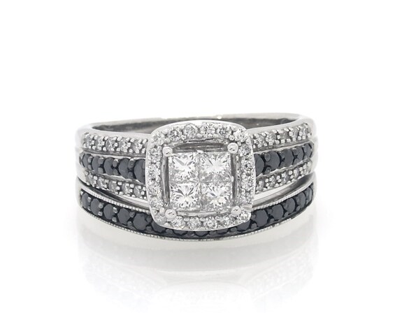 Previously Owned Princess-Cut Quad Diamond Halo Bridal Set / ct tw 14K White Gold Size