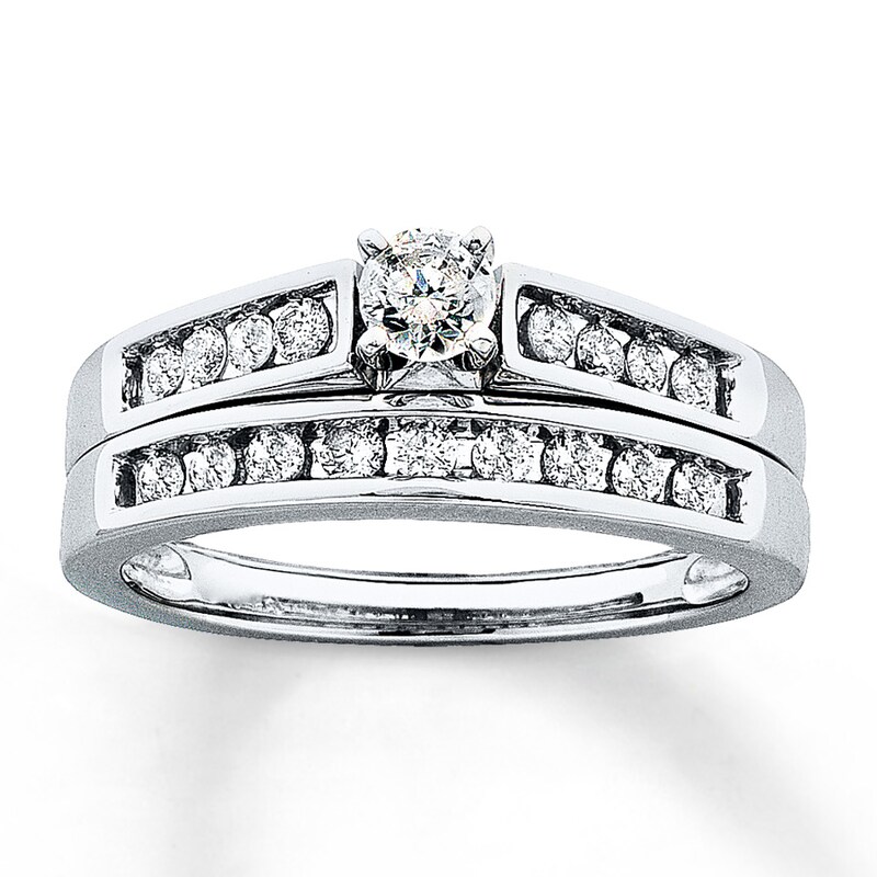 Main Image 1 of Previously Owned Diamond Bridal Set 1/2 ct tw Round-Cut 14K White Gold Size 8.25