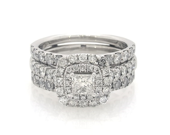 Previously Owned Princess-Cut Diamond Double Halo Bridal Set 1-7/8 ct tw 14K White Gold Size 5.25