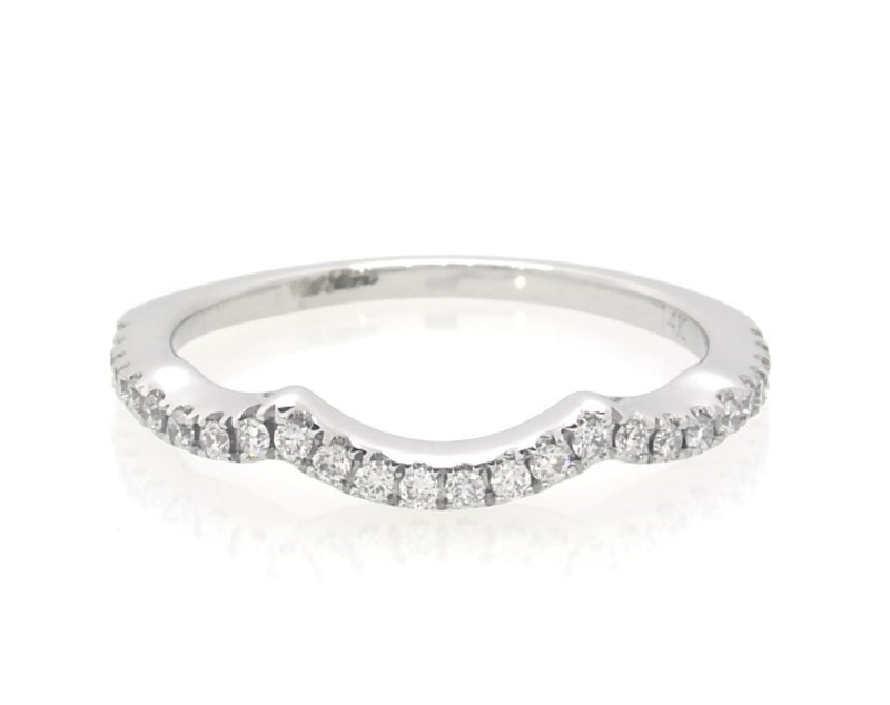 Main Image 1 of Previously Owned Neil Lane Diamond Contour Wedding Band 1/6 ct tw 14K White Gold Size 4