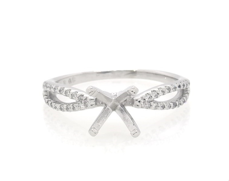 Main Image 1 of Previously Owned Diamond Split Shank Engagement Ring Setting 1/6 ct tw 14K White Gold Size 7