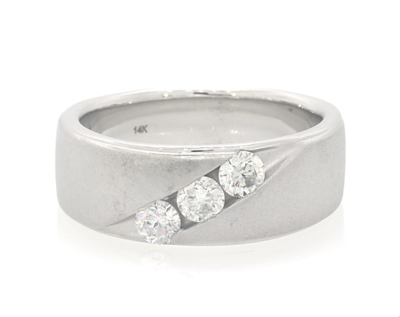 Main Image 1 of Previously Owned Men's THE LEO First Light Diamond Wedding Band 5/8 ct tw 14K White Gold