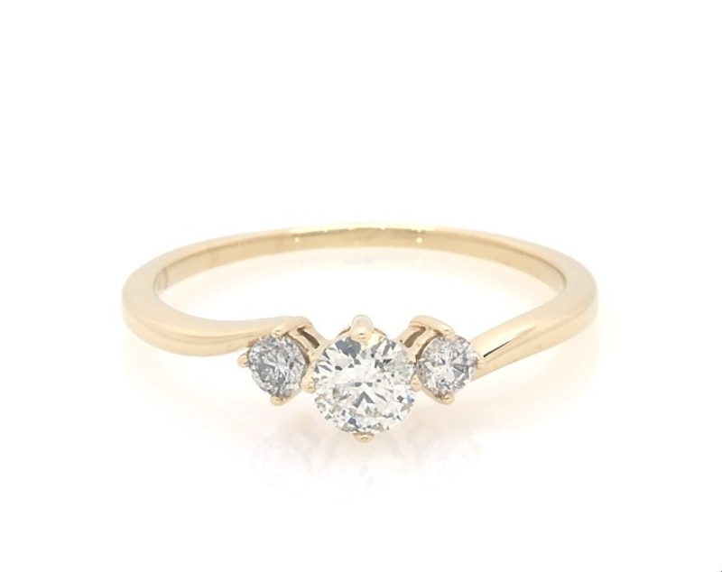Main Image 1 of Previously Owned Round Diamond Three-Stone Engagement Ring 1/2 ct tw 14K Yellow Gold