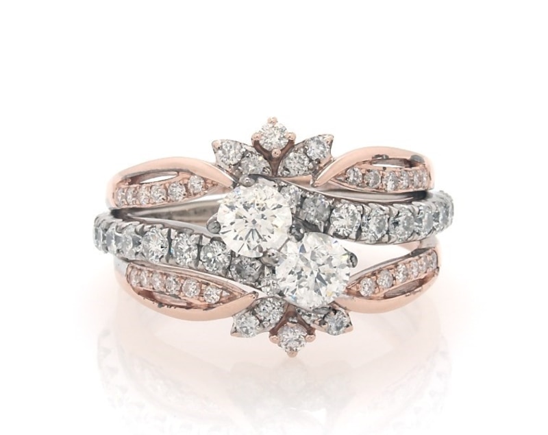 Main Image 1 of Previously Owned Round-Cut Diamond Two-Stone Bridal Set 1-7/8 ct tw 14K Two-Tone Gold Size 8.5