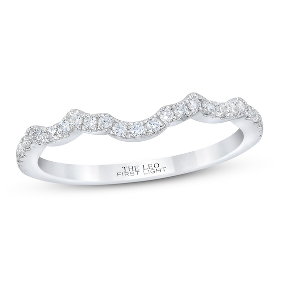 Previously Owned THE LEO First Light Diamond Wedding Band 1/5 ct tw 14K White Gold