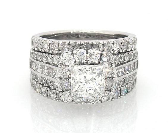 Previously Owned Neil Lane Princess-Cut Diamond Halo Bridal Set 3-7/8 ct tw 14K White Gold Size 7.5