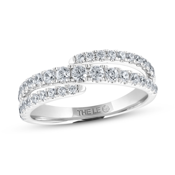 Previously Owned THE LEO Diamond Anniversary Ring 5/8 ct tw 14K White Gold