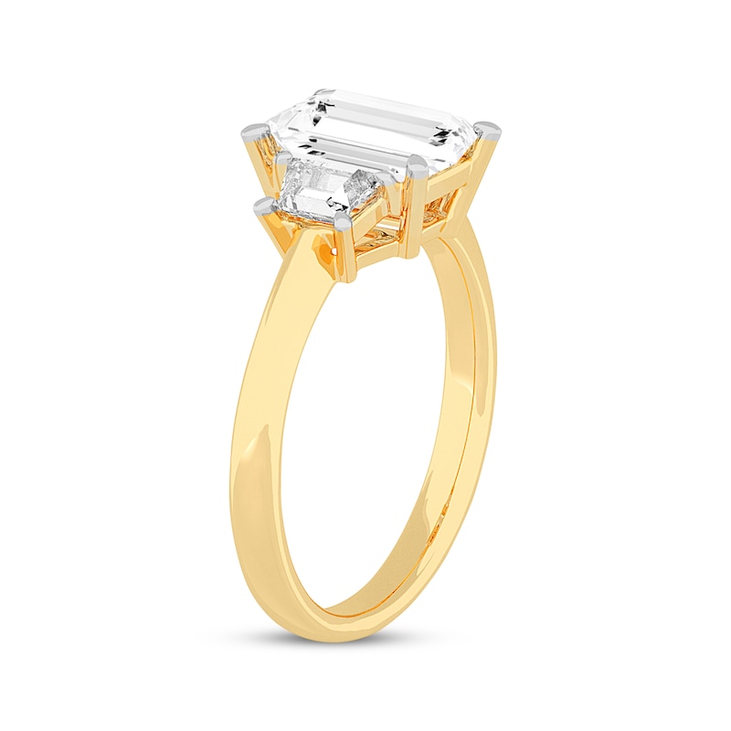 Main Image 2 of Memories Moments Magic Lab-Grown Diamonds Emerald-Cut & Trapezoid-Cut Three-Stone Engagement Ring 4-1/6 ct tw 14K Yellow Gold
