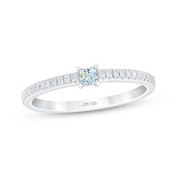 Previously Owned THE LEO First Light Diamond Princess & Round-Cut Anniversary Band 1/4 ct tw 14K White Gold