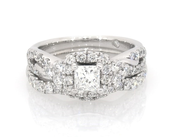 Previously Owned THE LEO Princess-Cut Diamond Halo Bridal Set 1-5/8 ct tw 14K White Gold Size 5.75